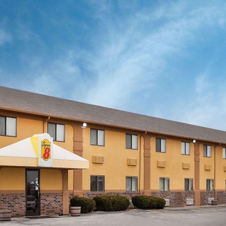 Super 8 By Wyndham Muscatine Hotel Ngoại thất bức ảnh